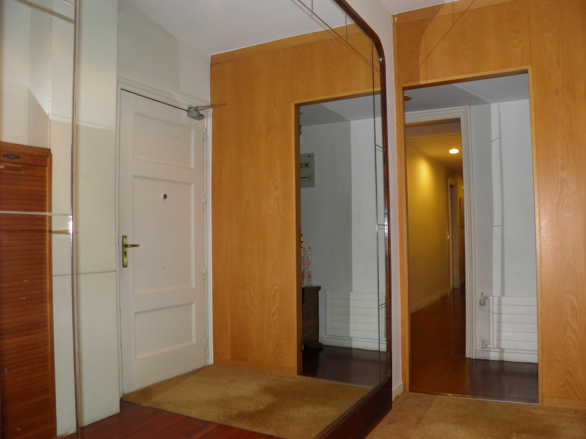 Suitur Courtyard Apartment Barcelona Exteriör bild